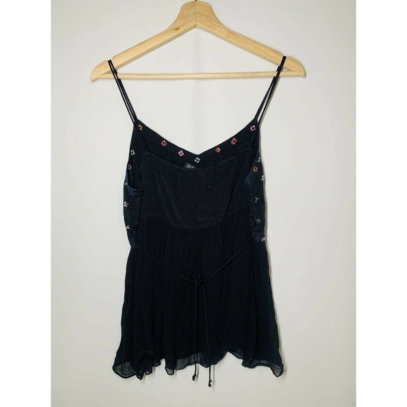 Etc. 100% Viscose Embroidered Spaghetti Strap Tank Top Black Women's Large - Picture 2 of 3